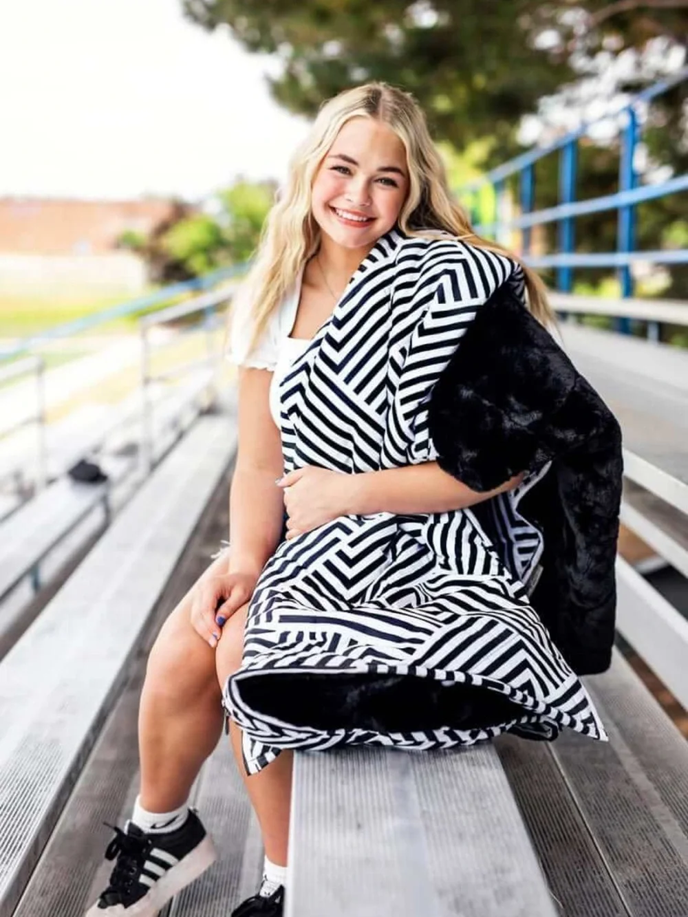 NWT Minky Couture Everywhere Blanket-Black Geo
